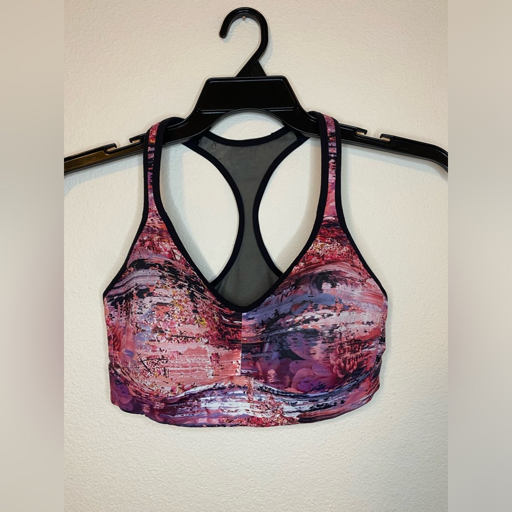 Lululemon floral sports bra ptp 15”